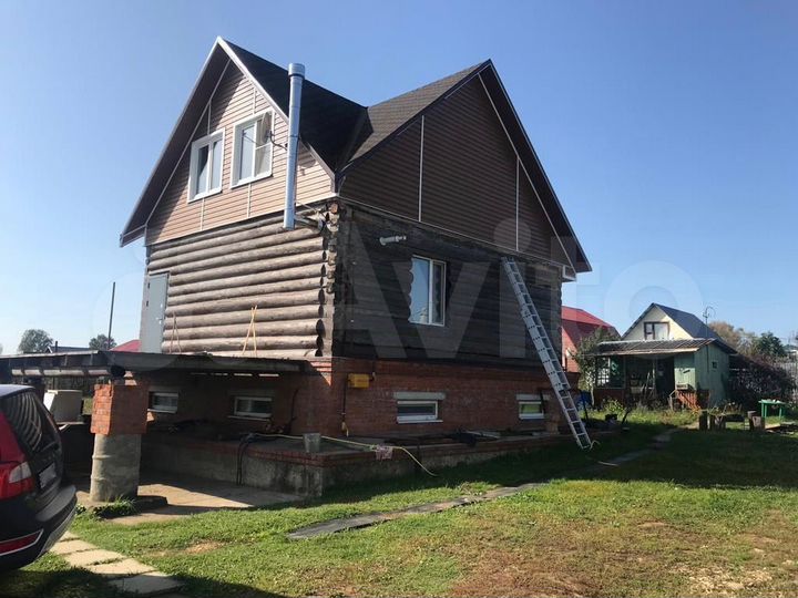 Дом 164,3 м² на участке 14,2 сот.