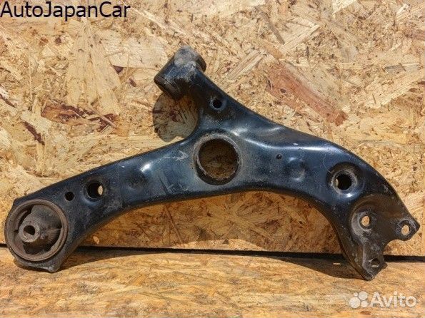 Рычаг с шаровой Тойота С-хр 2016-2023