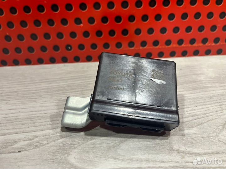 Блок управления рулевой колонки Lexus Nx 300H Z10