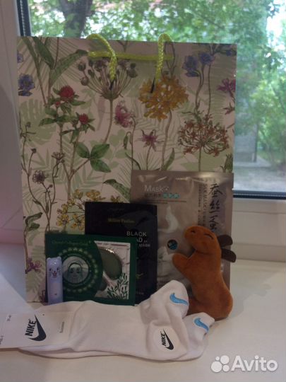 Подарочный бокс