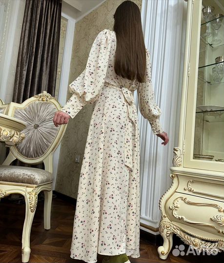 Платье женское