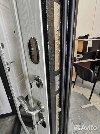 Дверь входная 10 см