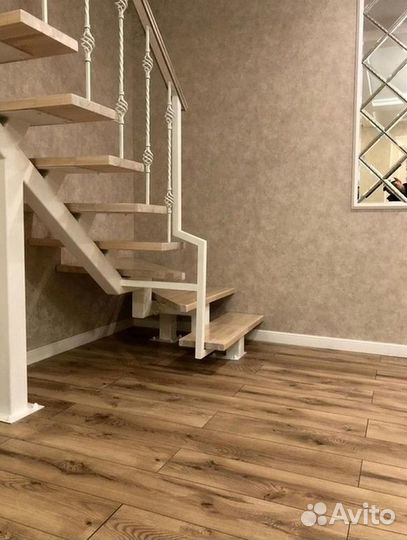 Лестница на металлокаркасе