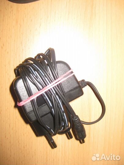 Зарядные устройства, адаптеры и блоки питания бу