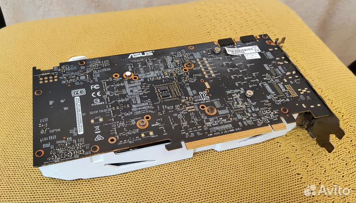 Видеокарта asus nvidia GTX1070 8 GB