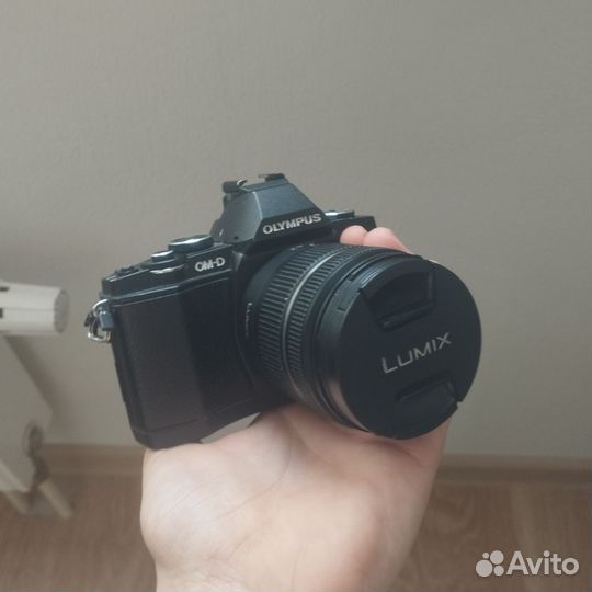 Беззеркальный фотоаппарат Olympus OM-D E-M5 mark I