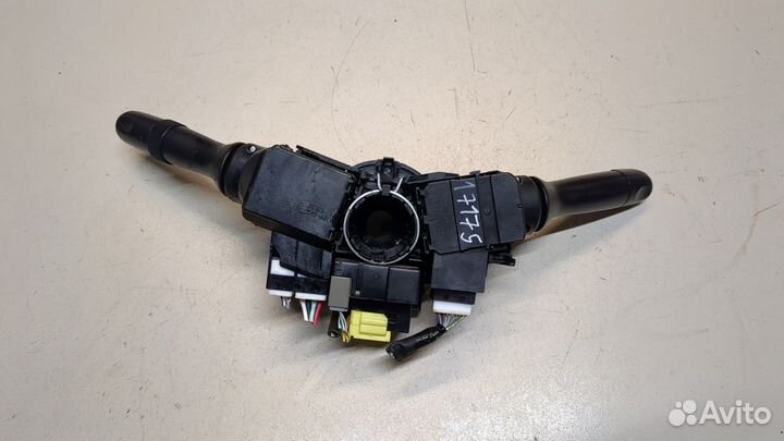 Переключатель поворотов и дворников Toyota Tundra