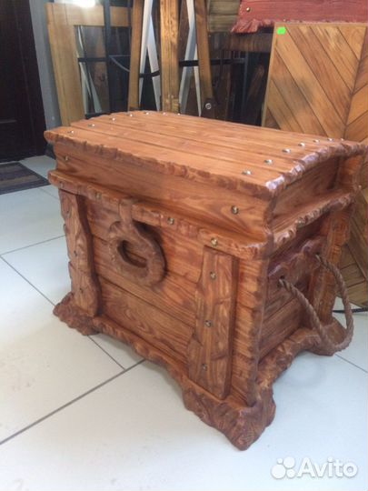 Сундук деревянный под бутылки