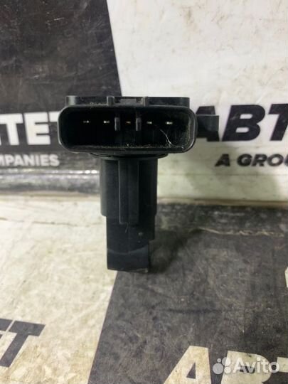 Датчик расхода воздуха Toyota Corolla Fielder