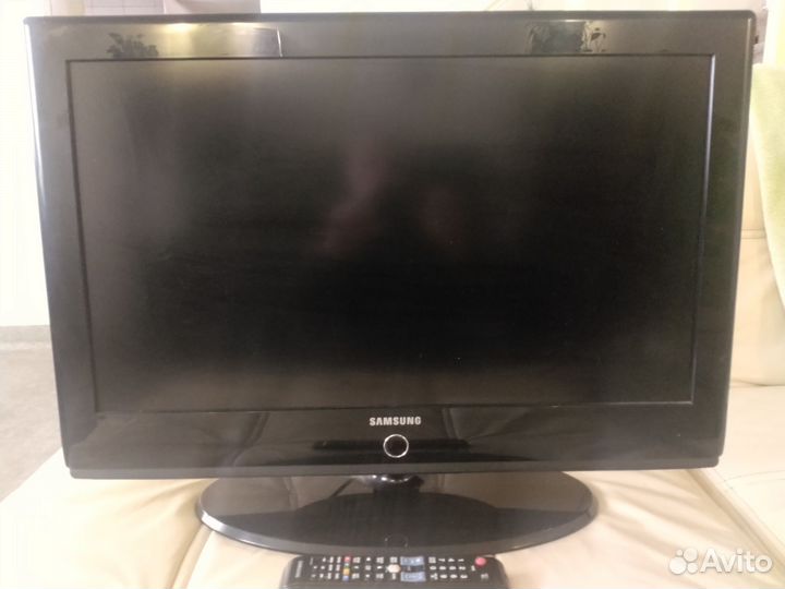 Телевизор ЖК 32 дюйма бу