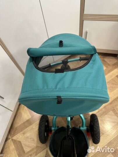 Трехколесный велосипед с родительской ручкой