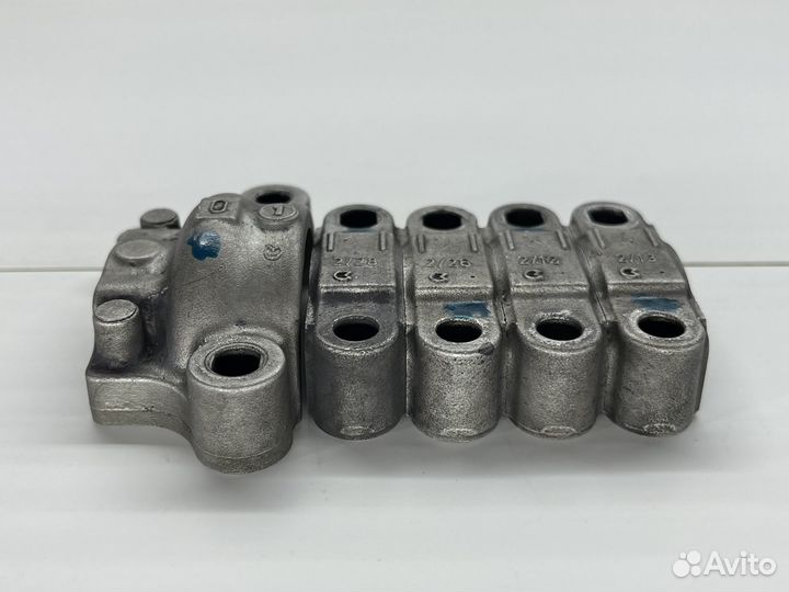 Бугель выпускного распредвала BMW F20 N13