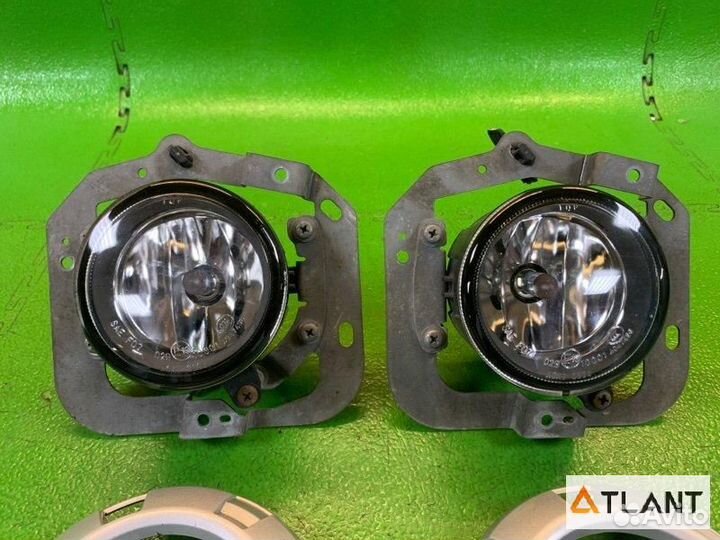 Туманка передняя mitsubishi delica D:5