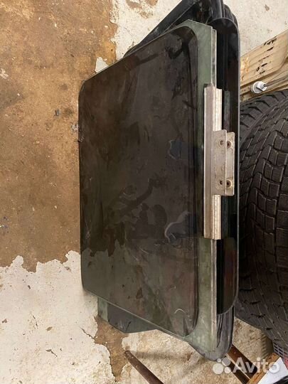 Стёкла Mercedes G-class W463