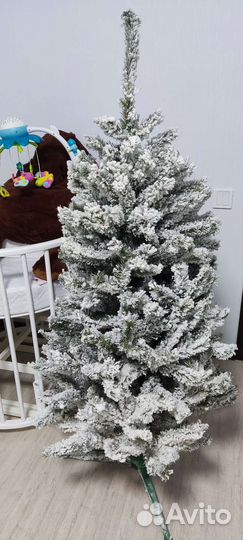 Елка искусственная заснеженная 150