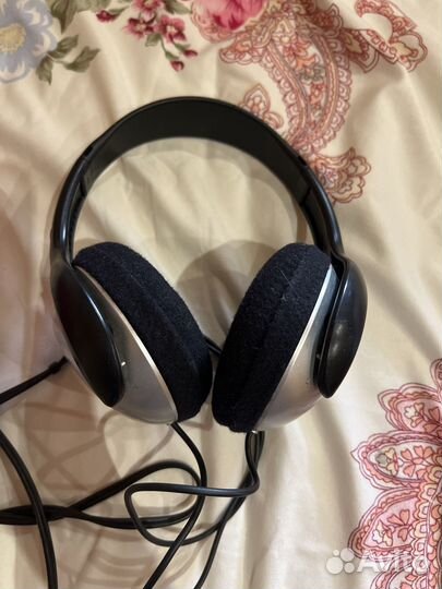 Продаю наушники