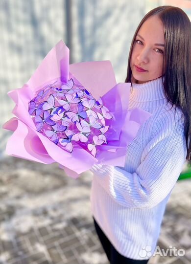 Букет из бабочек светящийся