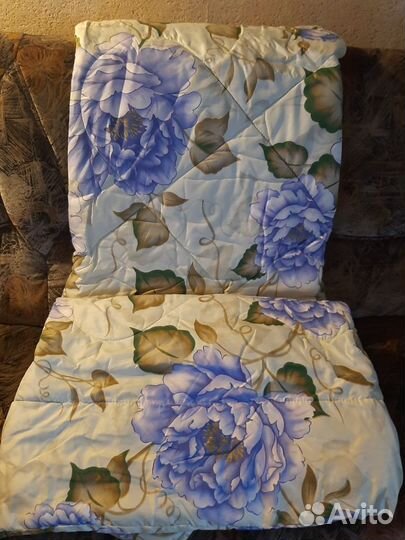 Одеяло: овечья шерсть и бамбуковое волокно