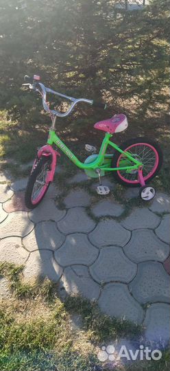 Детский трехколесный велосипед бу
