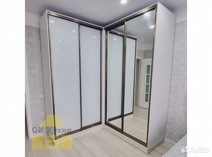 Шкаф в спальню