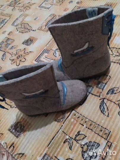 Валенки на подошве детские
