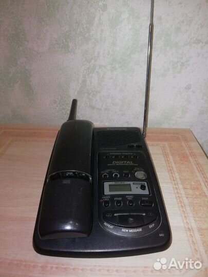 Радиотелефон Panasonic KX-Т4550-В беспроводной