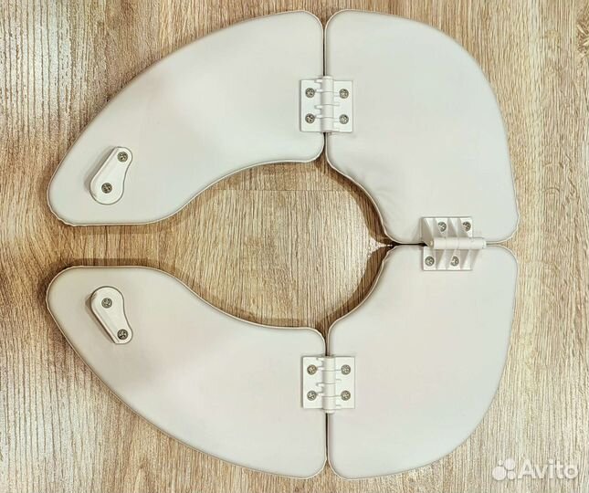 Складное сиденье на унитаз