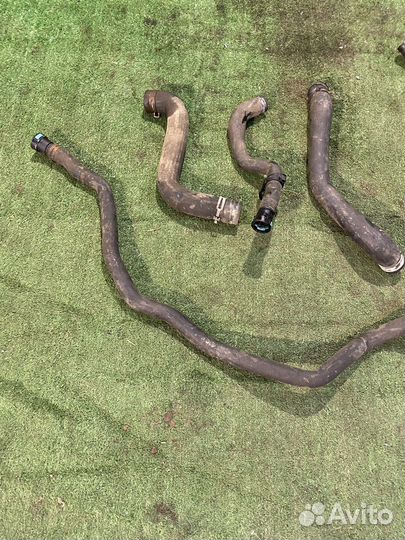 Патрубок системы охлаждения Ford Fusion