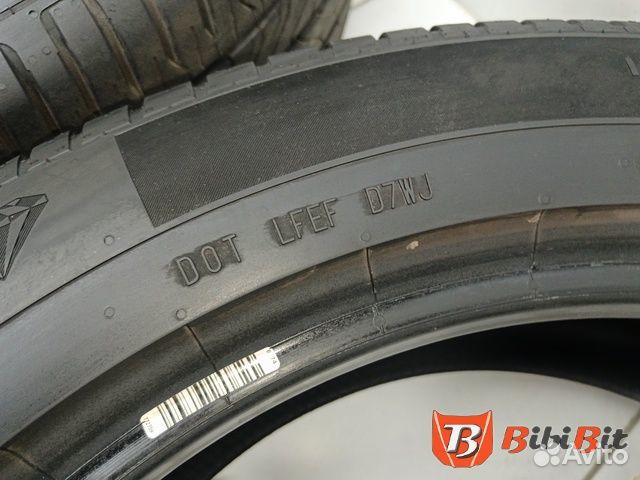 Continental UltraContact UC6 225/55 R19 99V