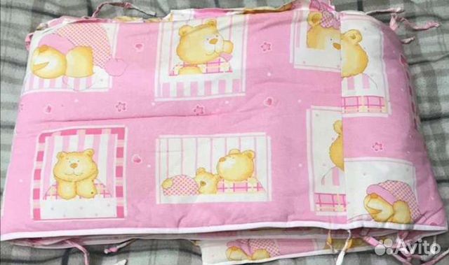 Бортик на детскую кроватку