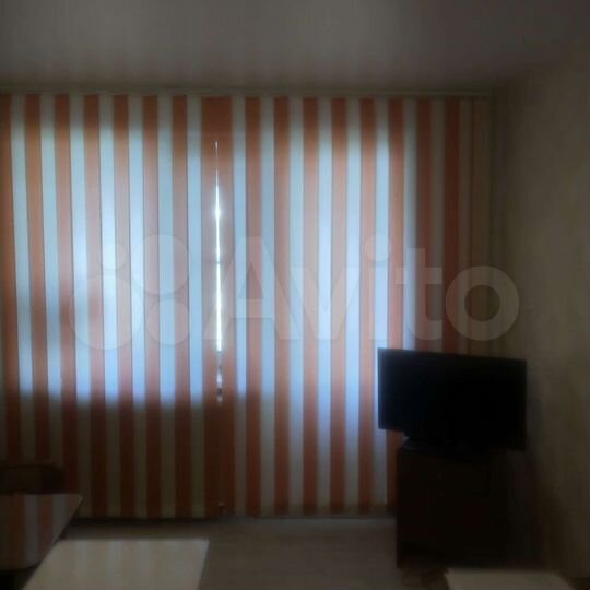 Комната 14 м² в 4-к., 4/4 эт.