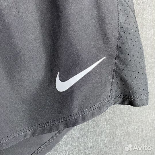 Новые шорты Nike р.M оригинал