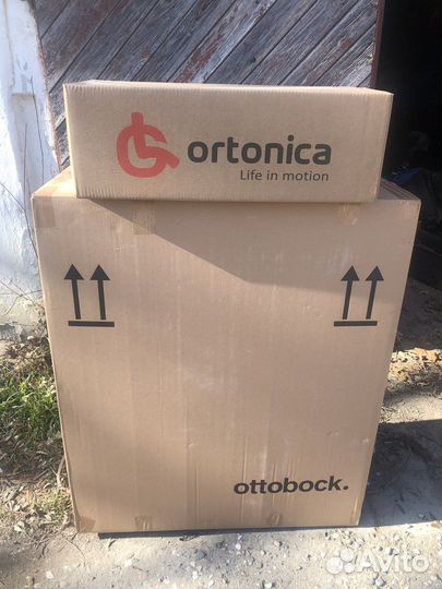 Кресло-стул с санитарным оснащением Ortonika