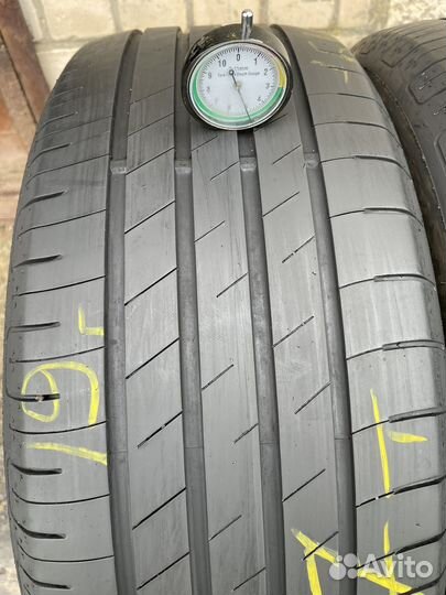 Goodyear EfficientGrip Performance 215/50 R17