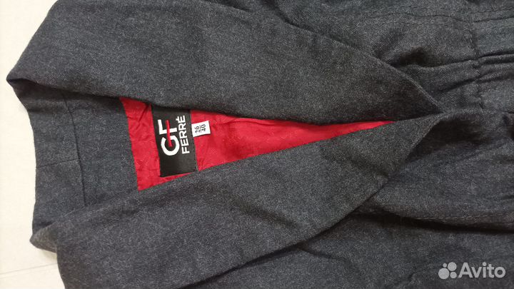 Костюм с юбкой GF Ferre