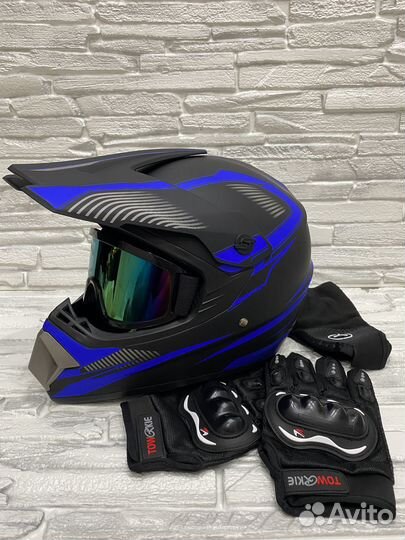 Шлем кроссовый. Эндуро