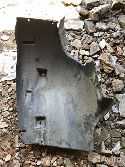 Мерседес ML 164 подкрылок