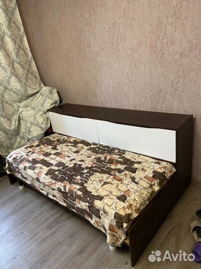 Кровать односпальная с ящиками