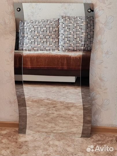 Зеркало настенное бу