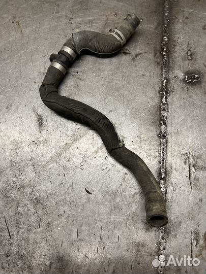 Патрубок радиатора audi a6 c6 2.0 tdi