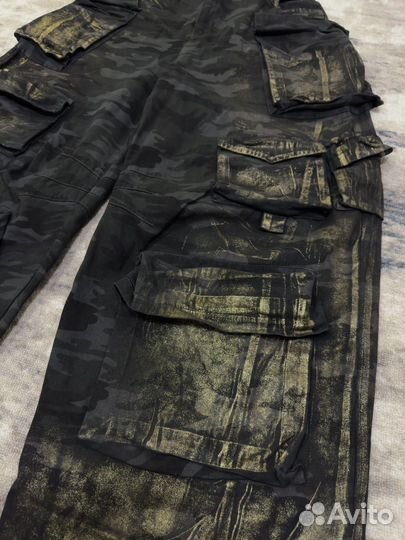 Camo cargo pants XL