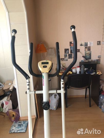 Эллиптический тренажер