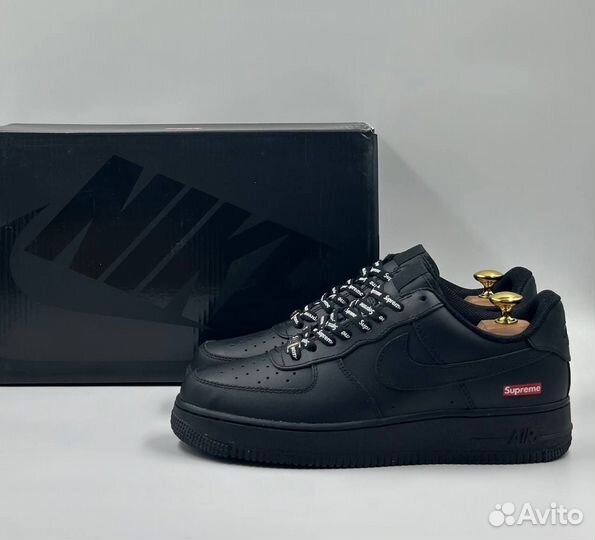 Кроссовки женские Nike Air Force 1 Low & Supreme