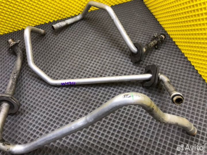 Трубки радиатора печки Mercedes-Benz E-Class W124