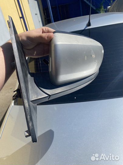 Левое Боковое зеркало на bmw x5 e70