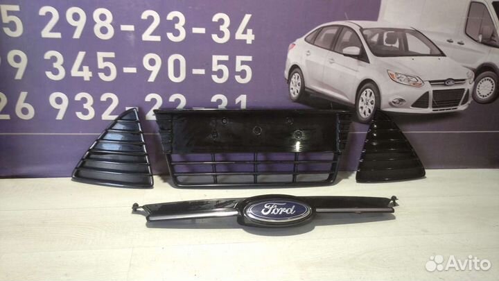 Треугольник заглушка бампера Форд Фокус 3
