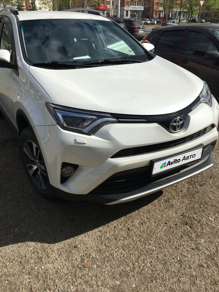 Toyota RAV4: фото владельца
