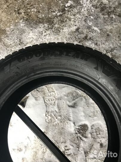 Goodyear UltraGrip Ice 225/65 R17