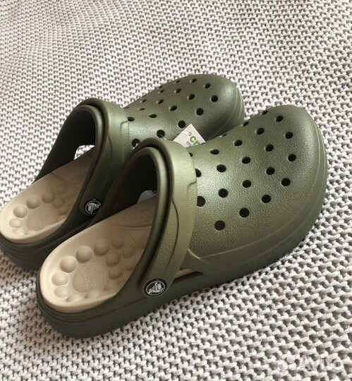 Crocs reviva clog