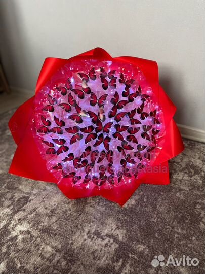 Букет из бабочек